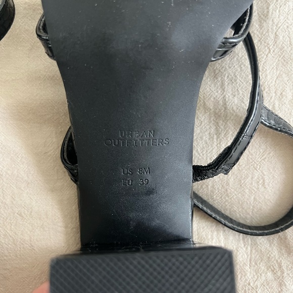 UO Strappy Heels in black croc (size 8) - Picture 9 of 11